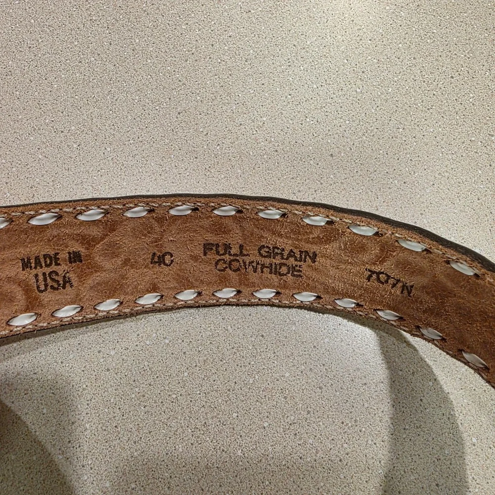 Vtg Tooled Leather Belt Mens 40, 1.75